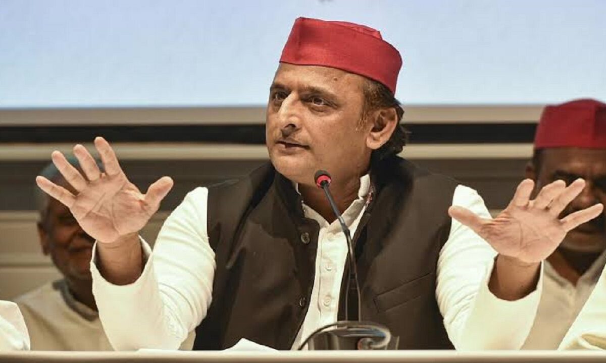 Akhilesh Yadav in action