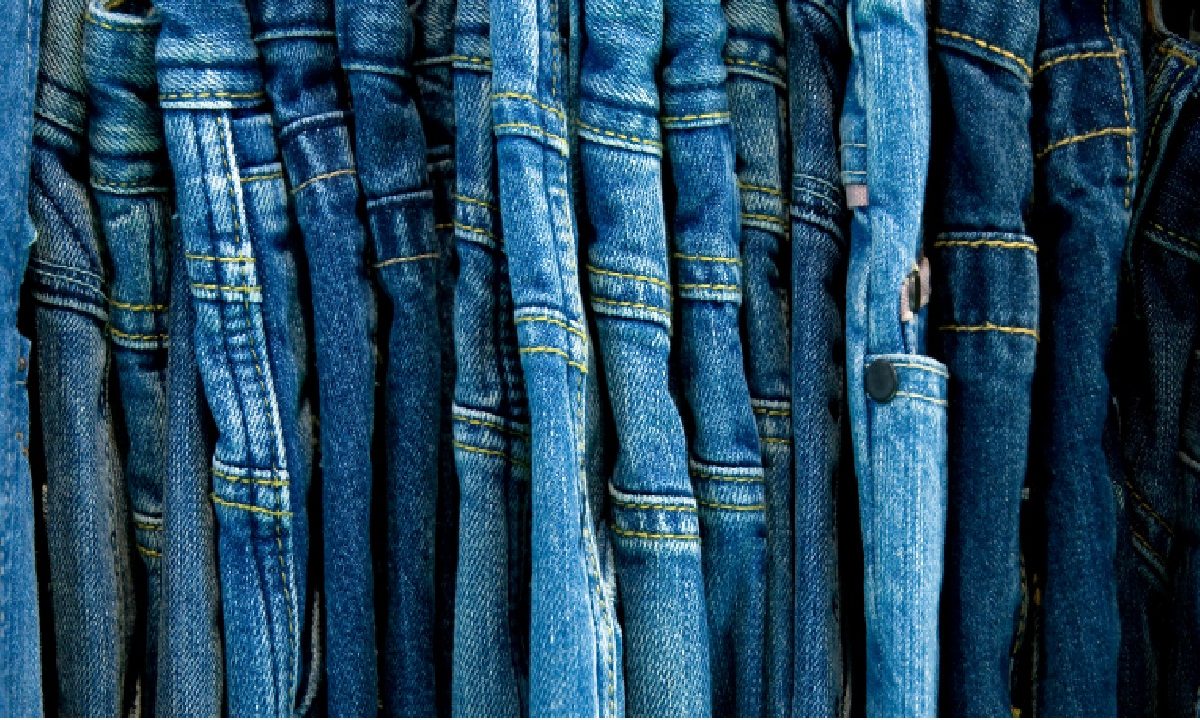 Levis Jeans on discount For Men