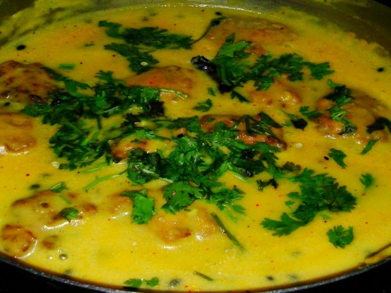 Punjabi Kadhi Pakora Recipe