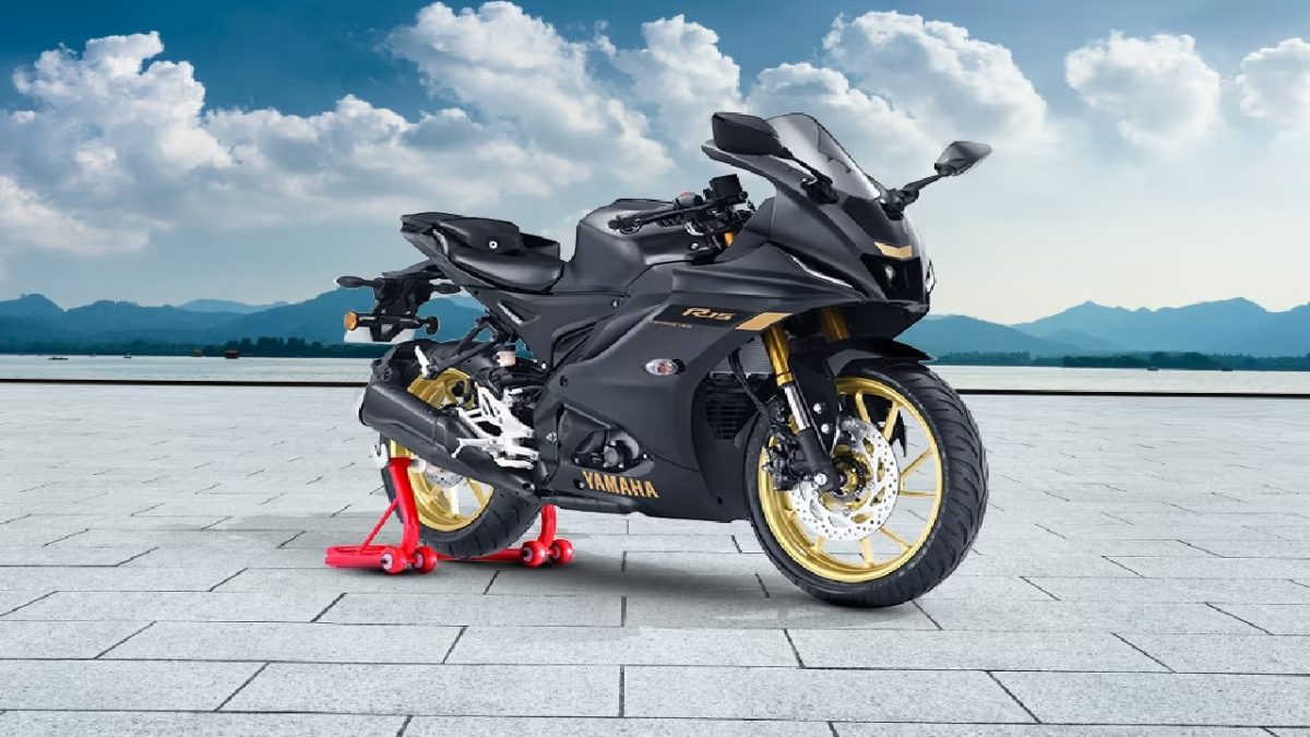 YZF-R15 V4 Bike