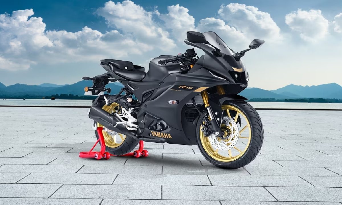 YZF-R15 V4 Bike