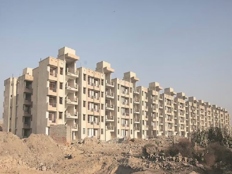 Delhi Flat In Low Price