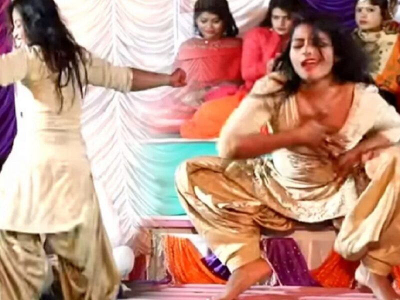 Komal Chaudhary Hot Dance