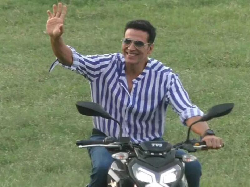 Akshay Kumar liked TVS Raider 125