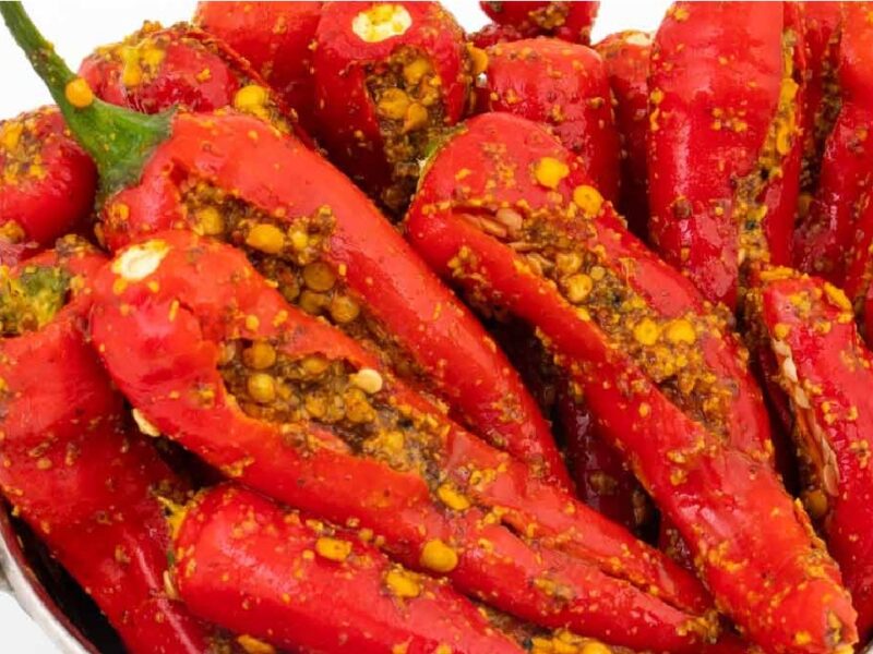 Besani Lal Mirchi Recipe