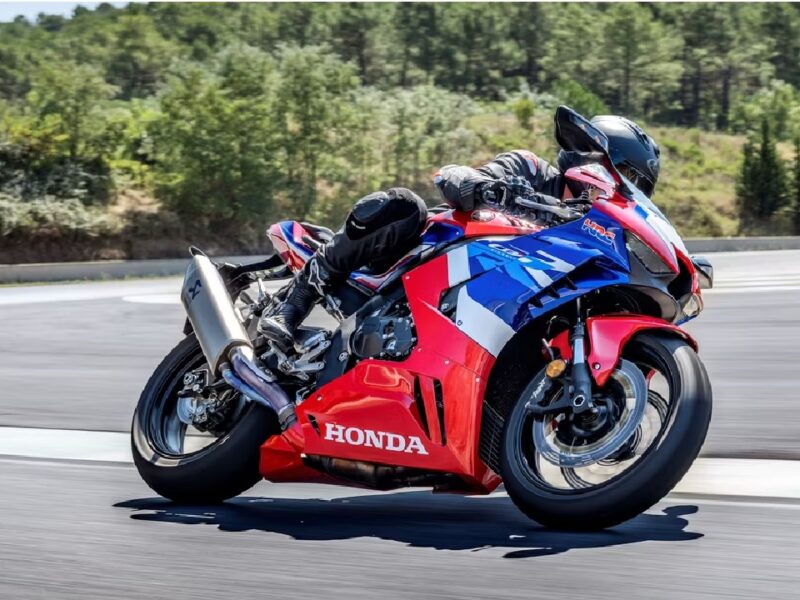 Honda CBR1000RR-R