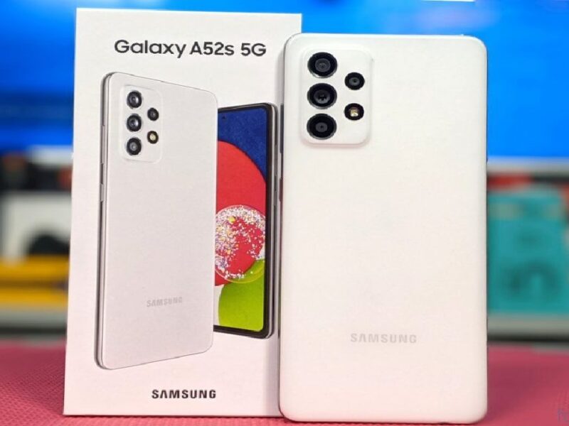 Samsung Galaxy A52s 5G Smartphone