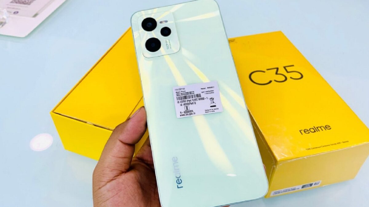 Realme C35