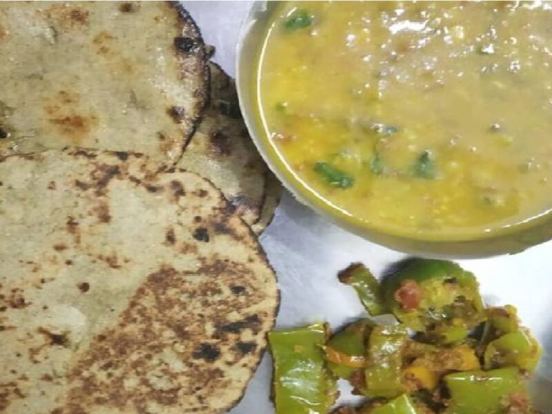 Desi Vegetable Increases In Winter Tastes Amazing With Millet Roti