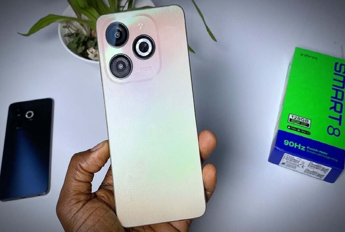 Infinix Smart 8 Smartphone