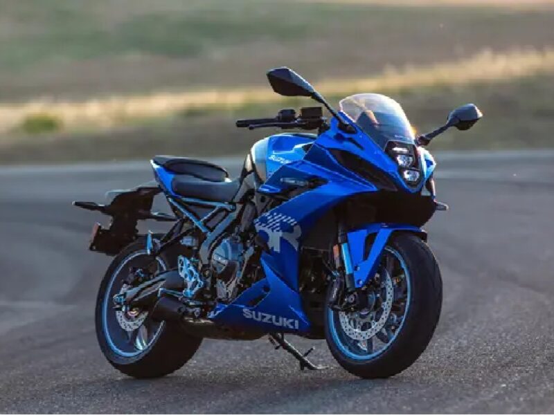 Suzuki GSX-8S