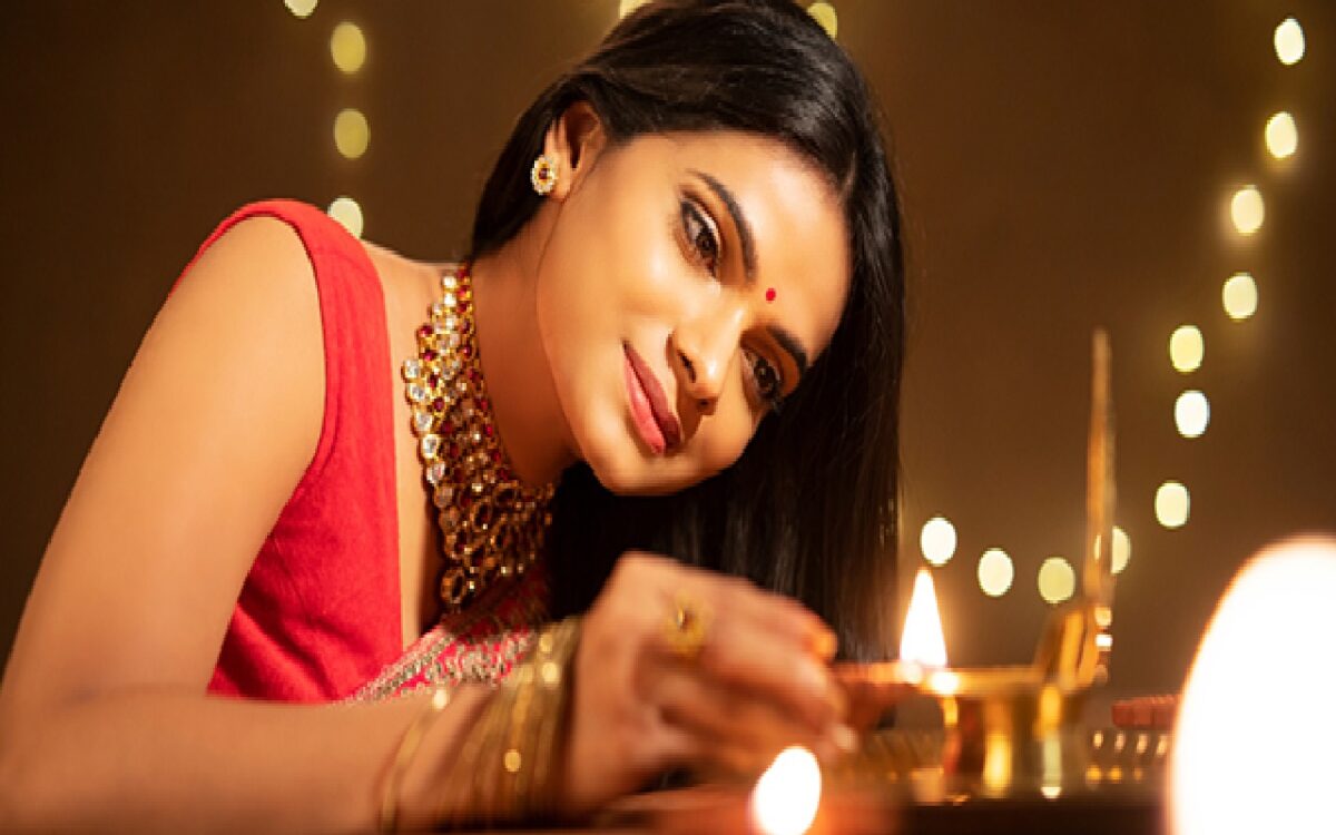 Glowing Skin On Diwali