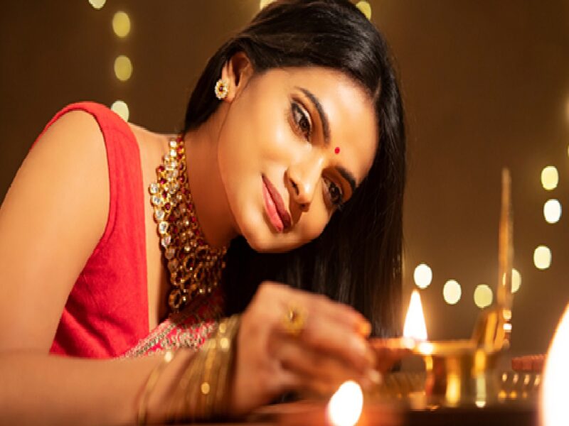 Glowing Skin On Diwali