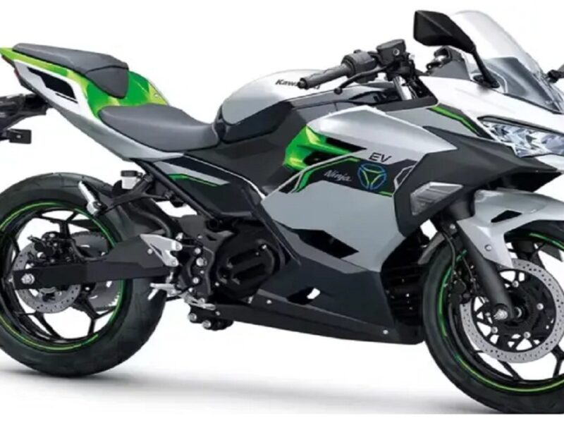 Kawasaki Ninja 7 HEV