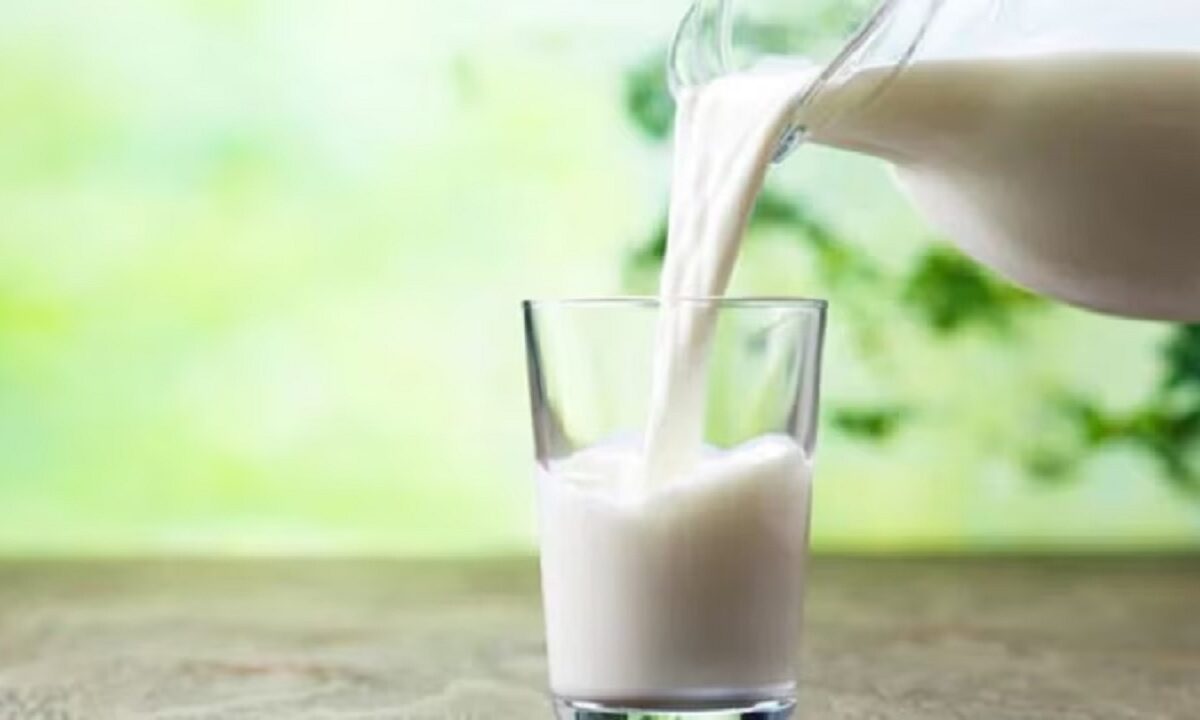 5 things you should never eat with milk