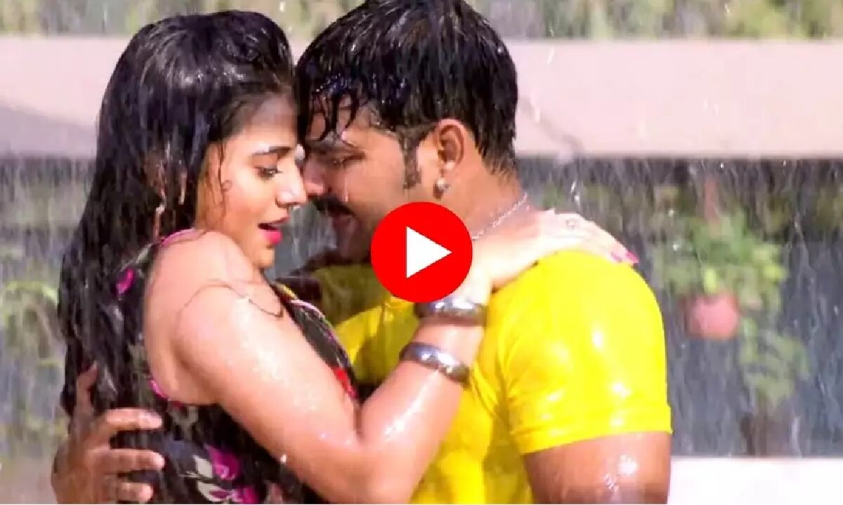 Pawan and Akshara Singh Video Viral