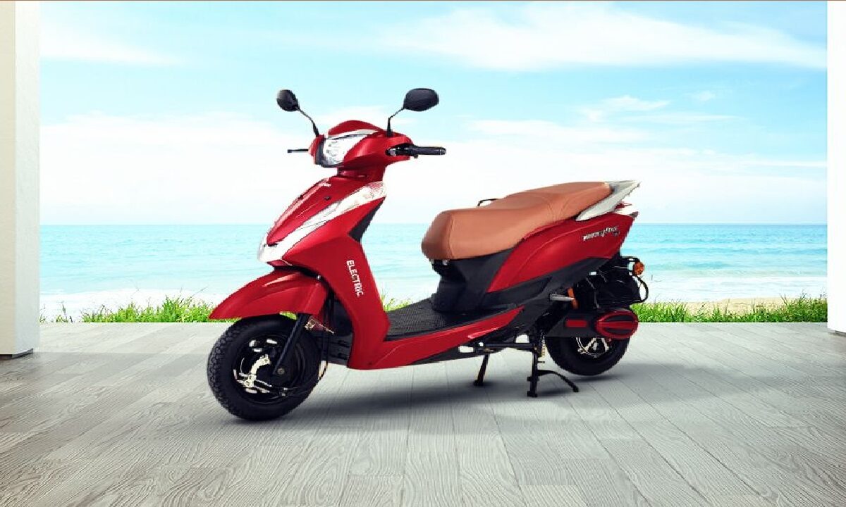 Ampere Magnus EX Scooter