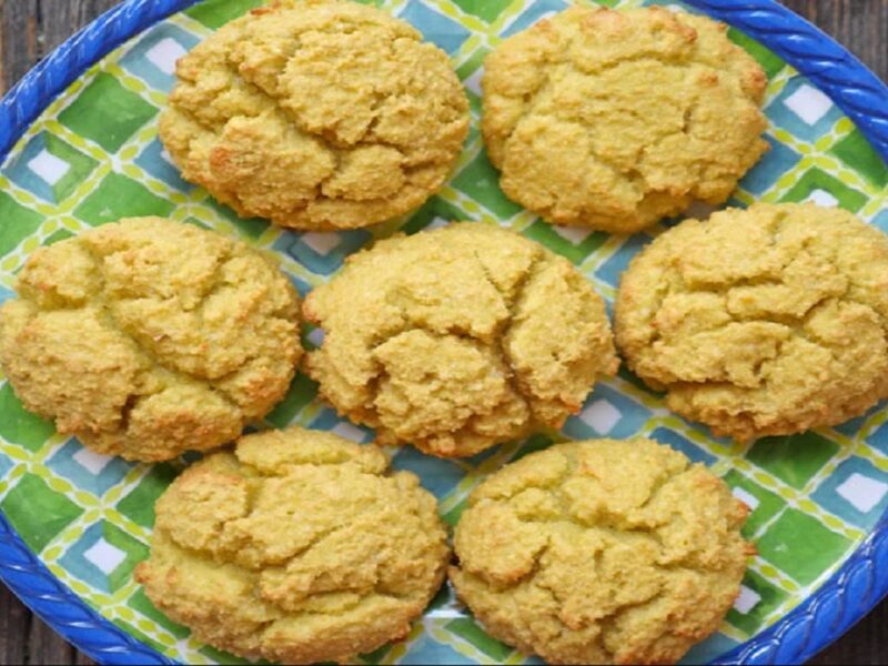 Coconut and Flour Biscuits Recipe