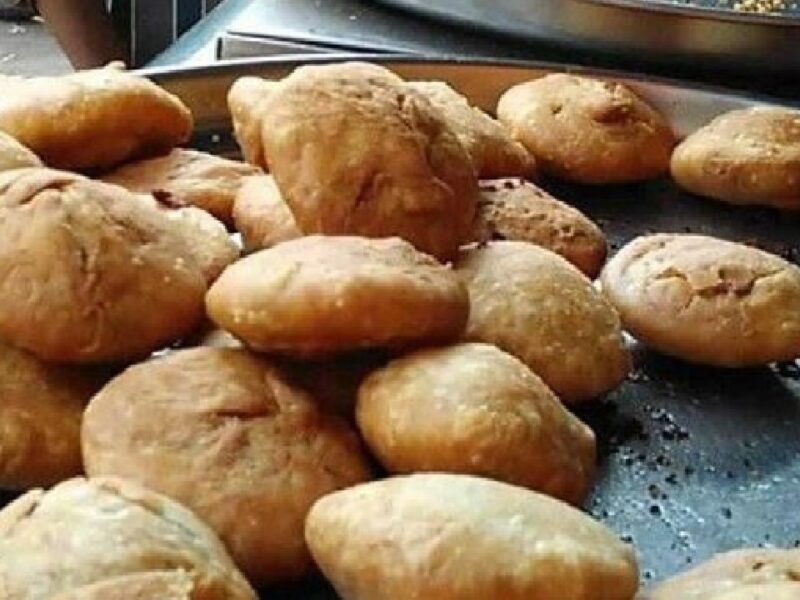 People Eat Kachori Worth rs 15 lakh Every Day In Rajasthan