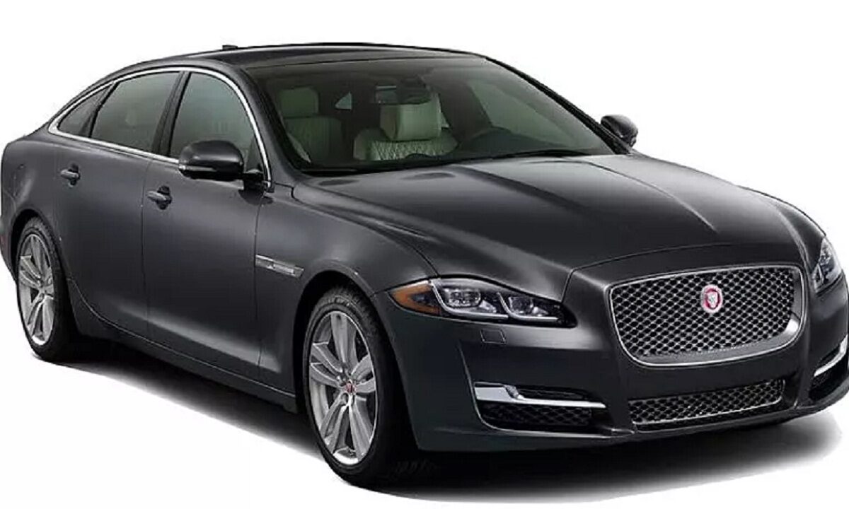 Jaguar XJ