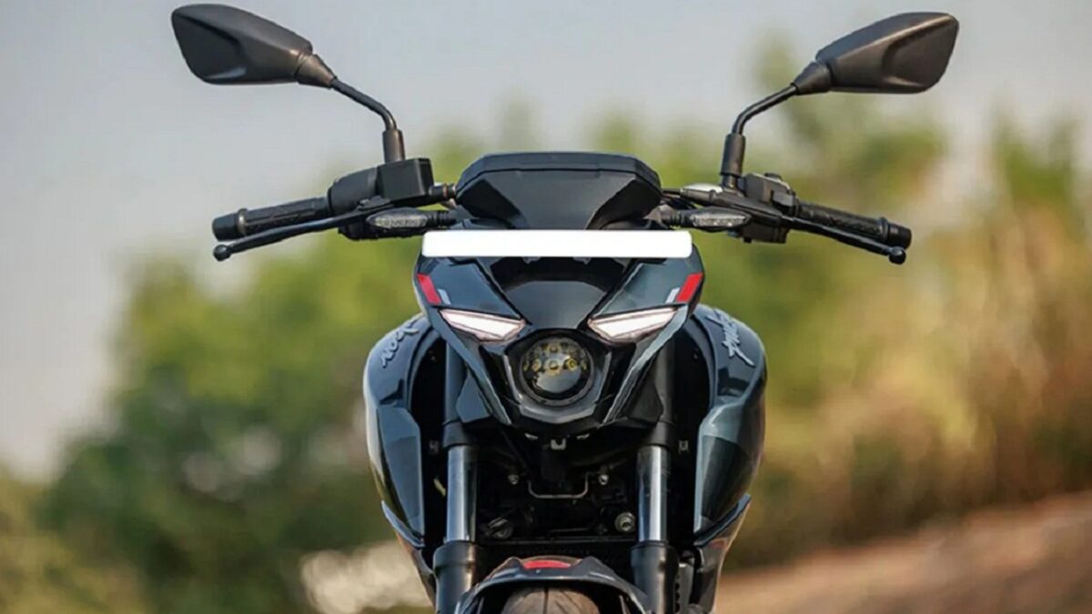 Bajaj Pulsar N250