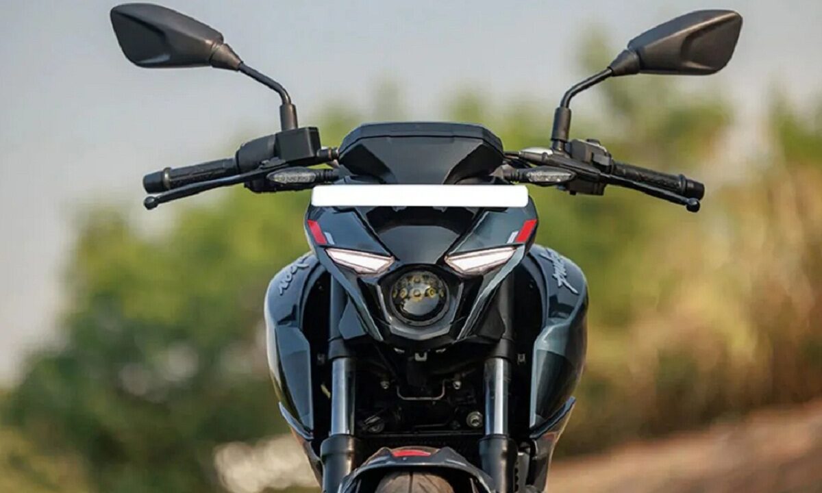 Bajaj Pulsar N250