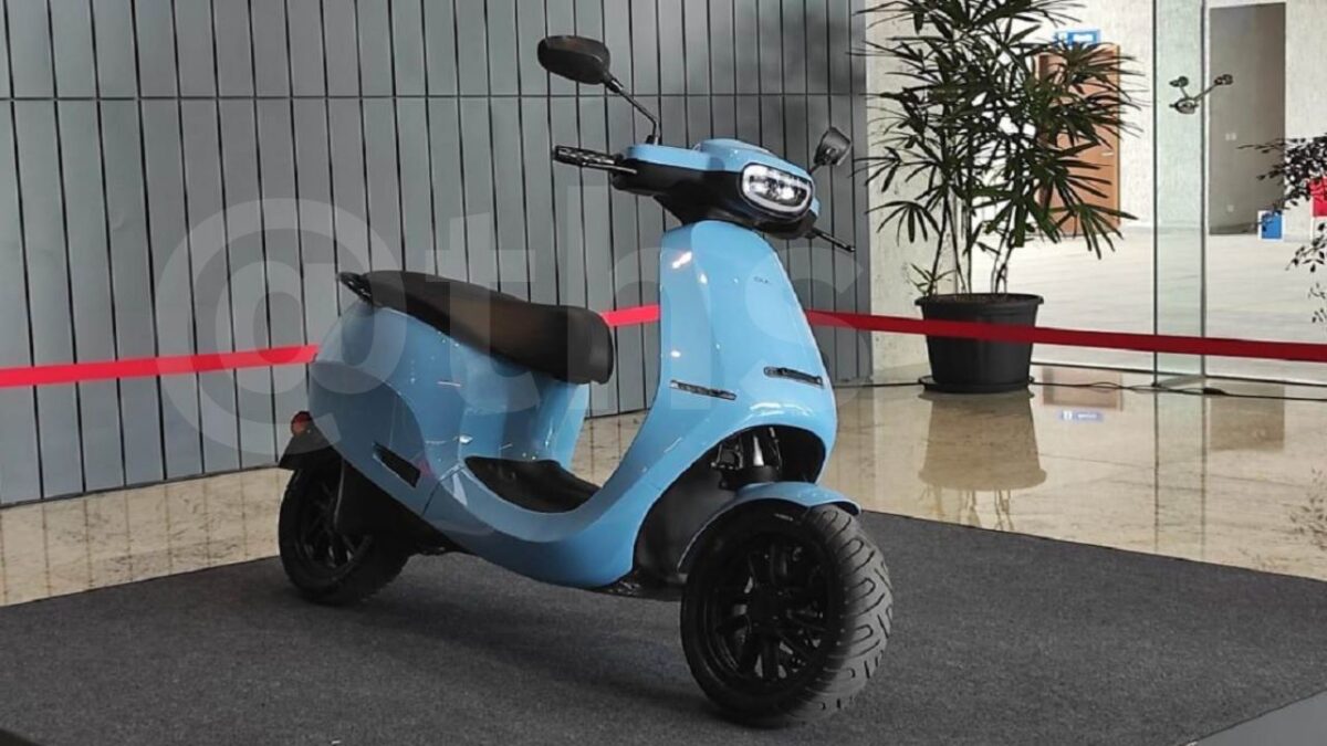 Emobi Kyari EV scooter