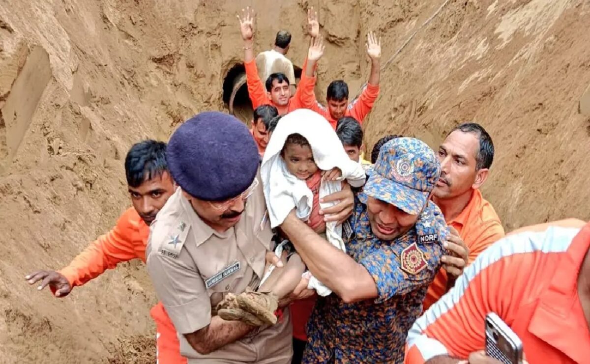 Girl found out of borewell