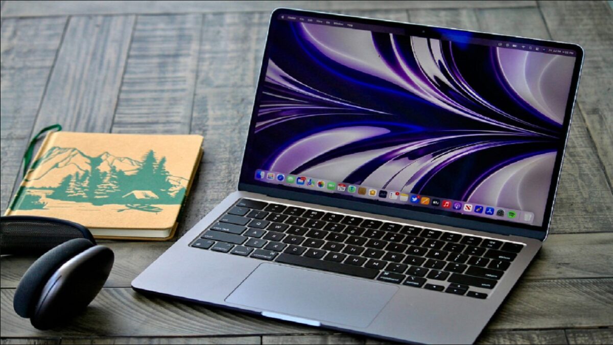 MacBook Air M2