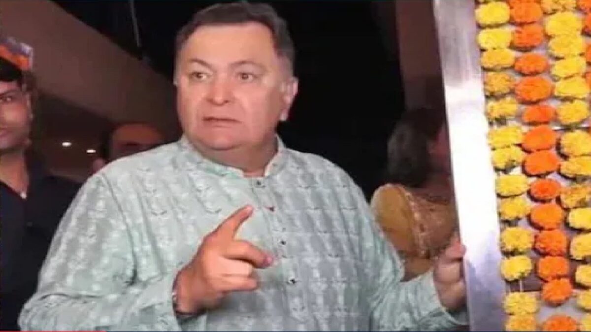 Rishi Kapoor shouted at paparazzi