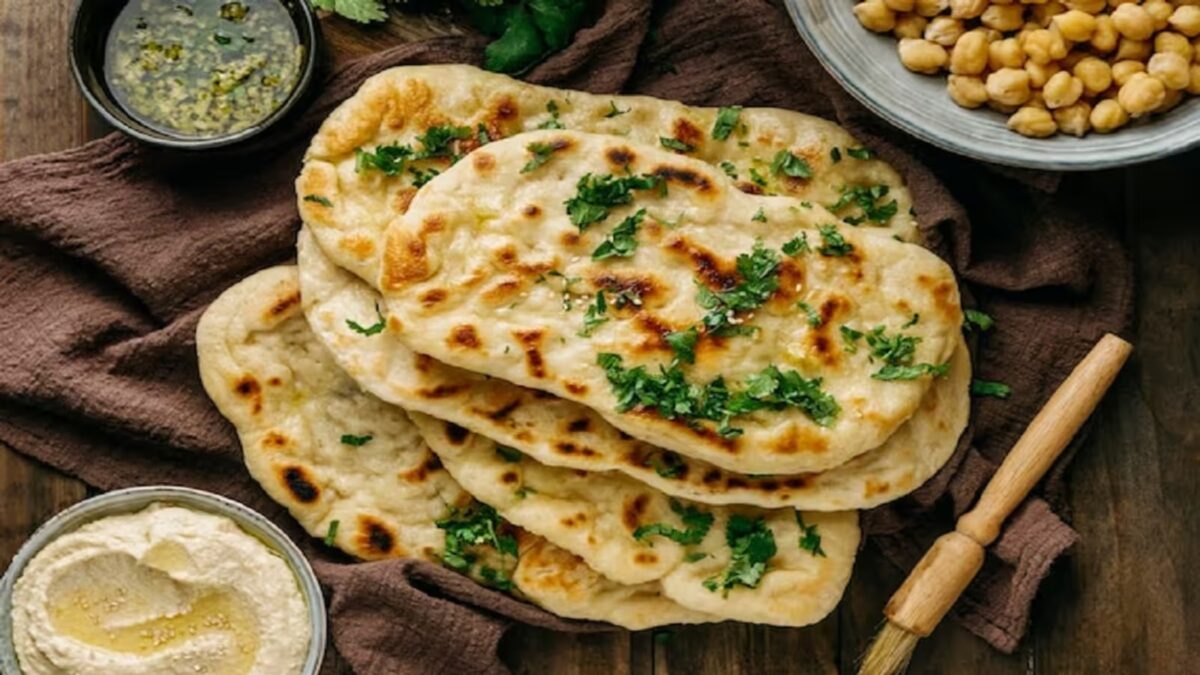 Naan Recipe In Hindi