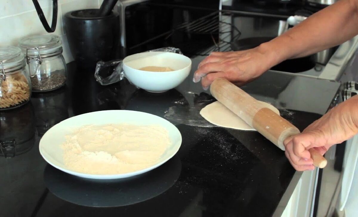 cook roti in the kitchen slab